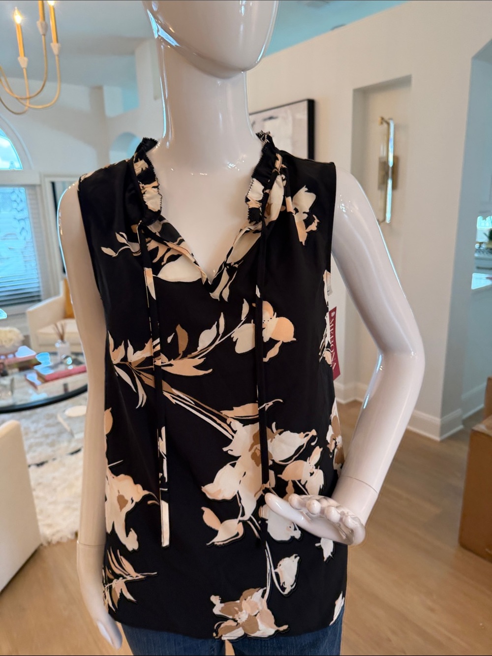 Merona Black Sleeveless Floral Tie-Neck Top